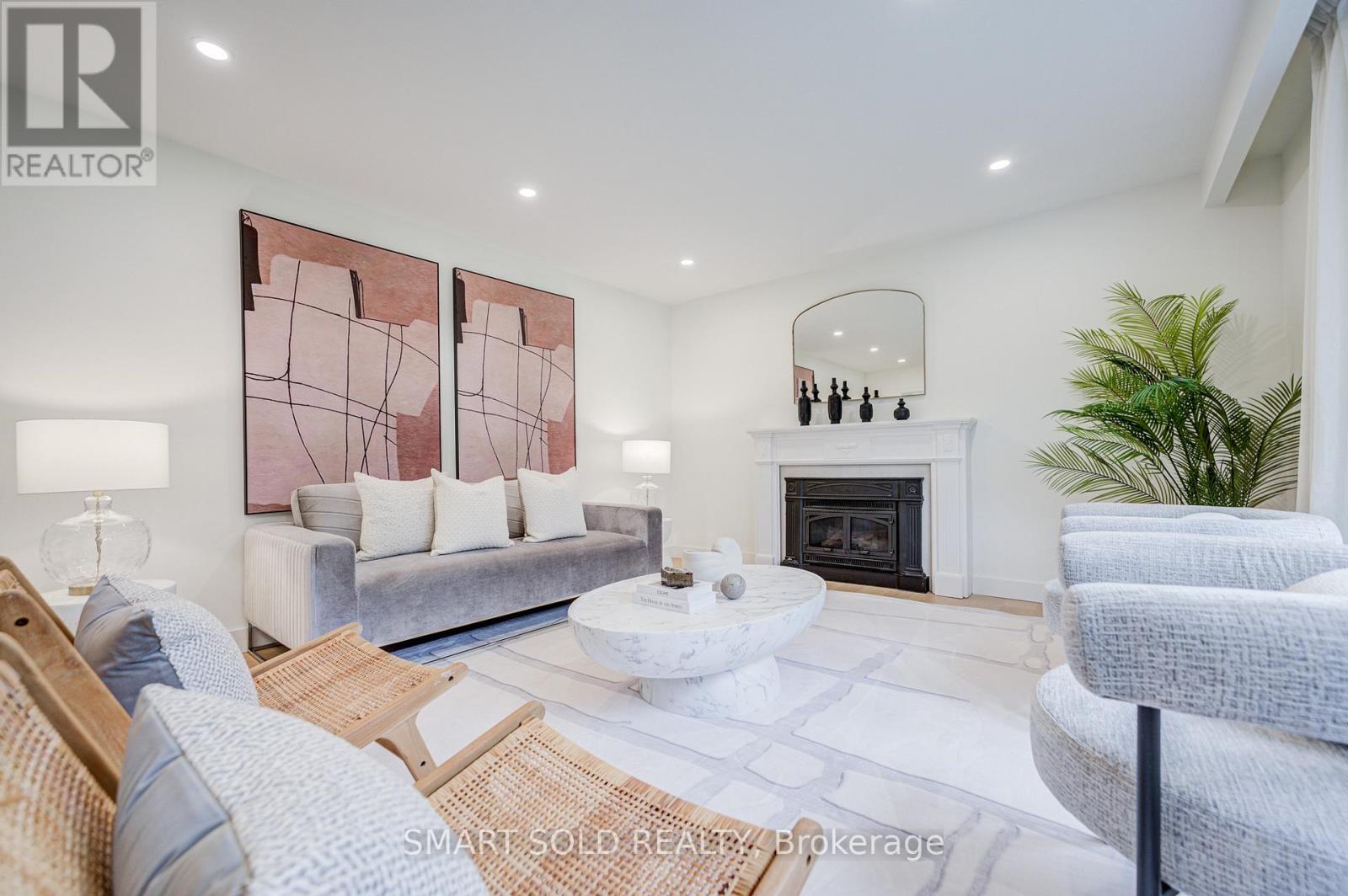4 KNOLLVIEW CRESCENT - 8