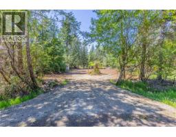3250 Gunpowder Trail, Hornby Island, BC V0R1Z0 Photo 34