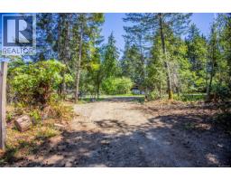 3250 Gunpowder Trail, Hornby Island, BC V0R1Z0 Photo 17