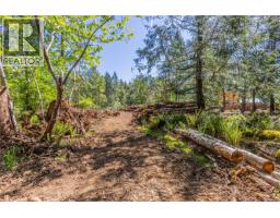 3250 Gunpowder Trail, Hornby Island, BC V0R1Z0 Photo 18