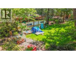 3250 Gunpowder Trail, Hornby Island, BC V0R1Z0 Photo 72