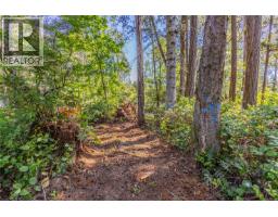 3250 Gunpowder Trail, Hornby Island, BC V0R1Z0 Photo 9