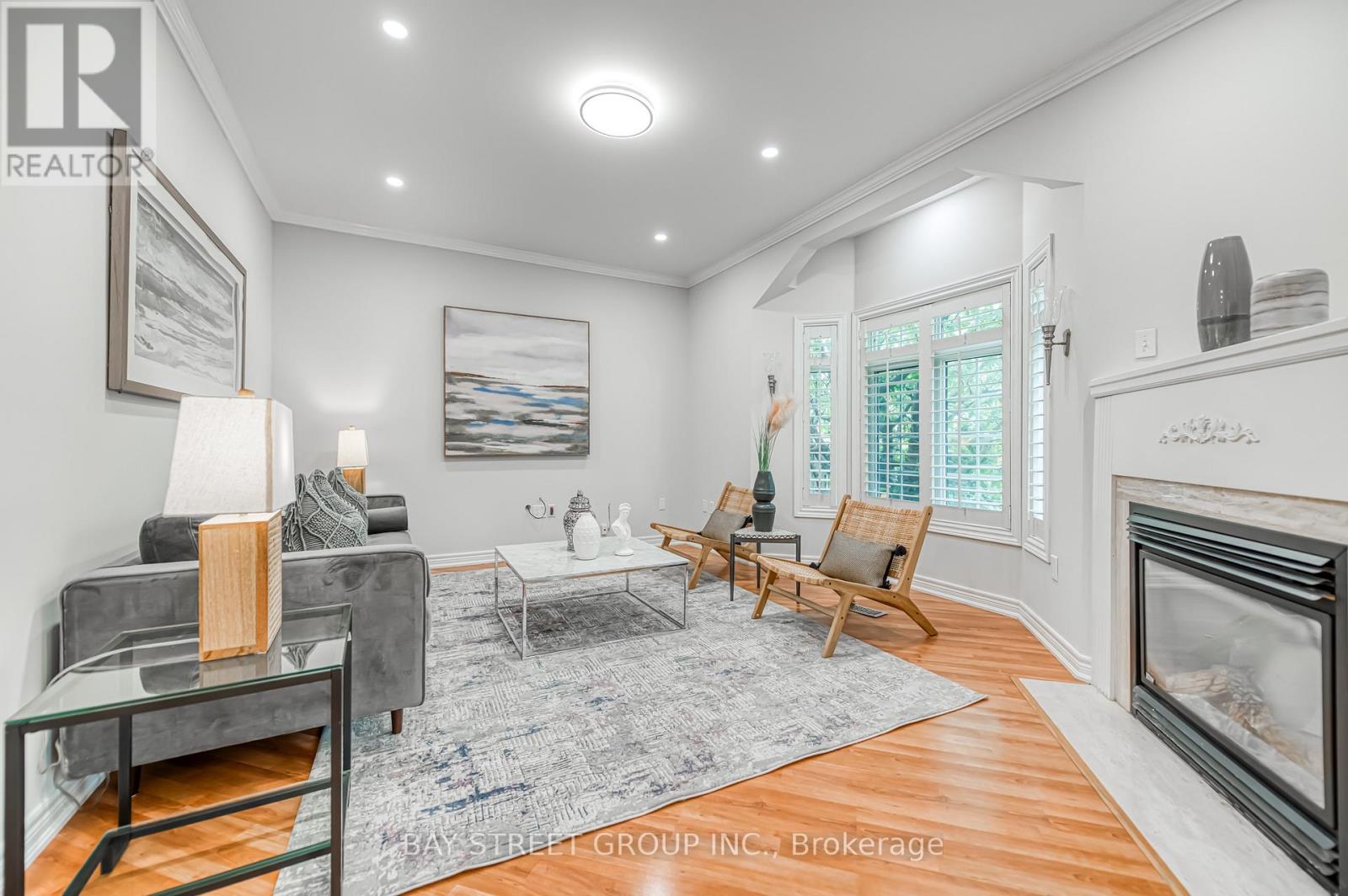 2422 HERTFORDSHIRE WAY - 18