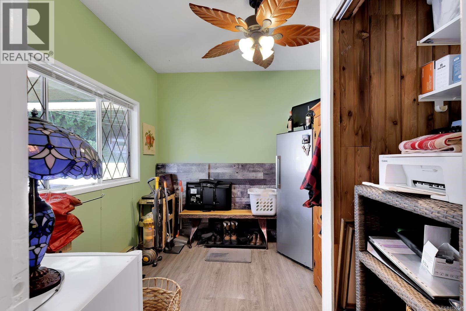 261 Frankies Pl - 43