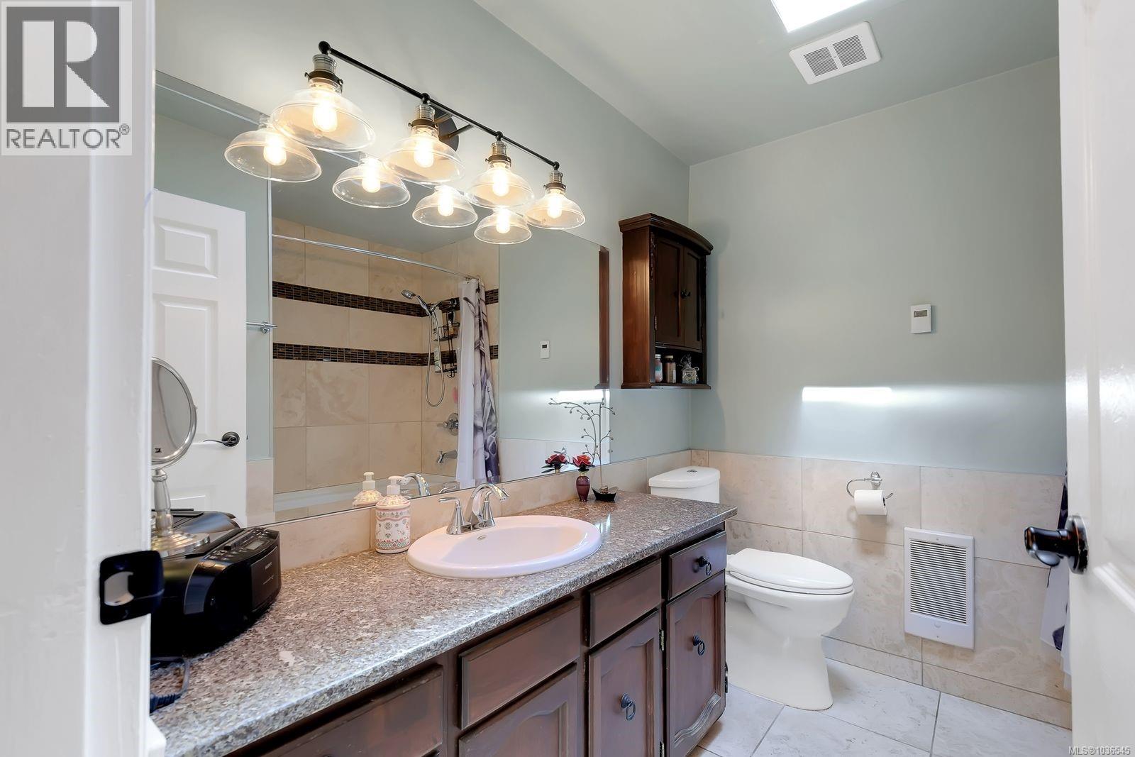 261 Frankies Pl - 38