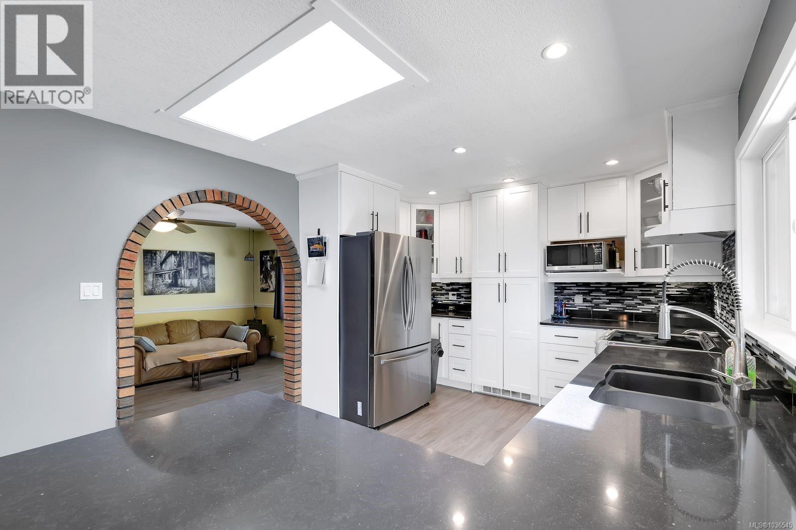 261 Frankies Pl - 14