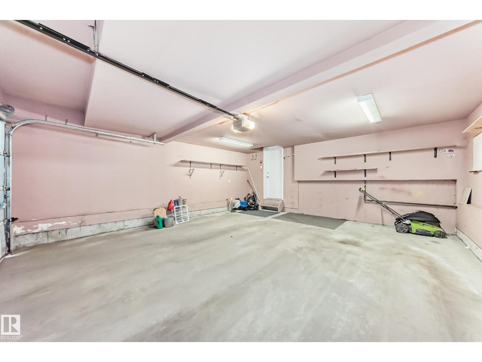 4823 147 AV NW, Edmonton