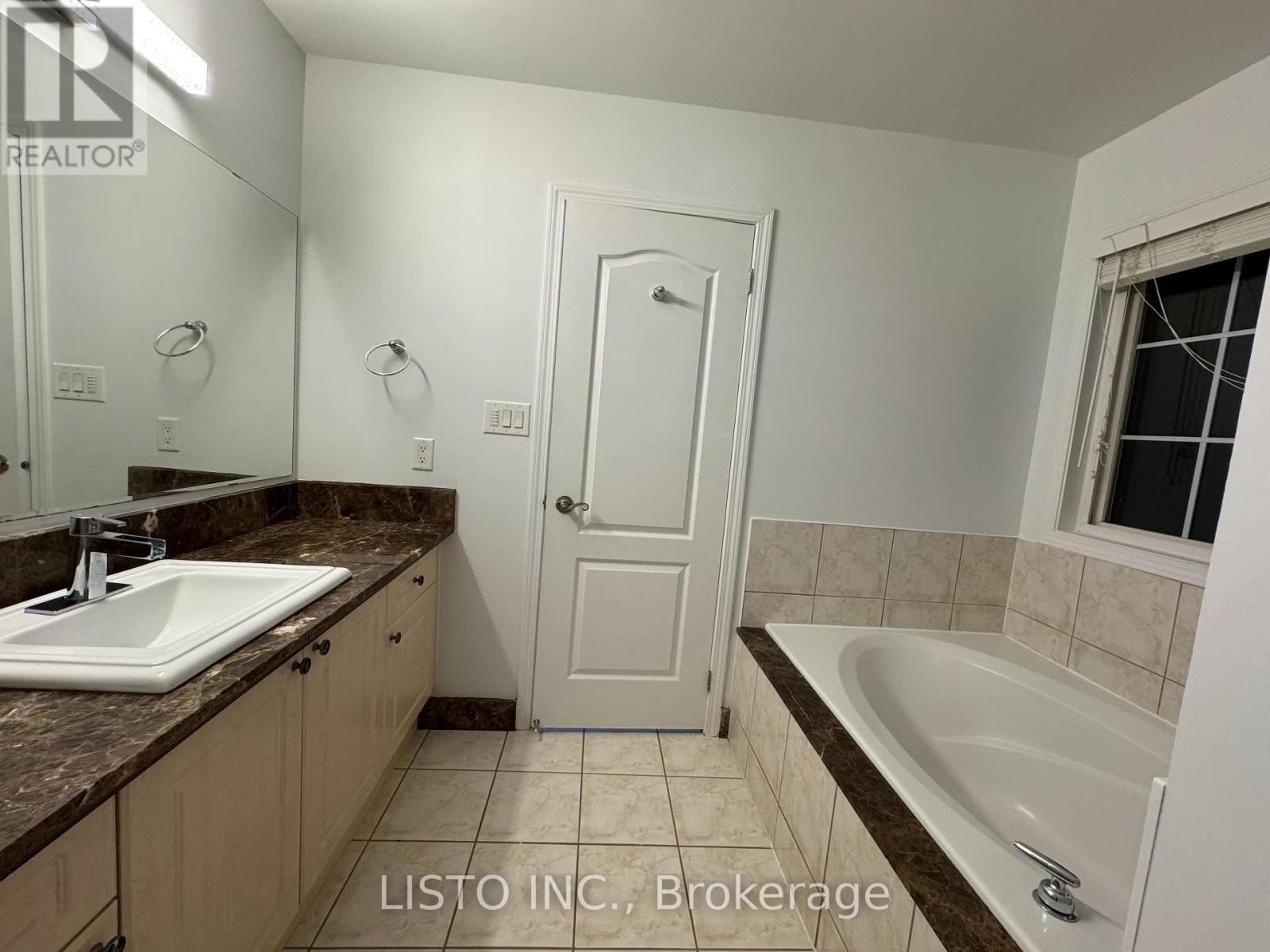 128 SWEETWOOD CIRCLE - 7