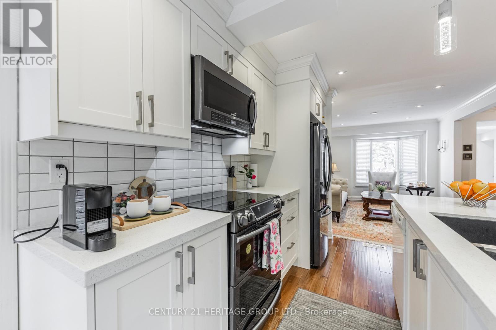 36 HALLMARK COURT - 11