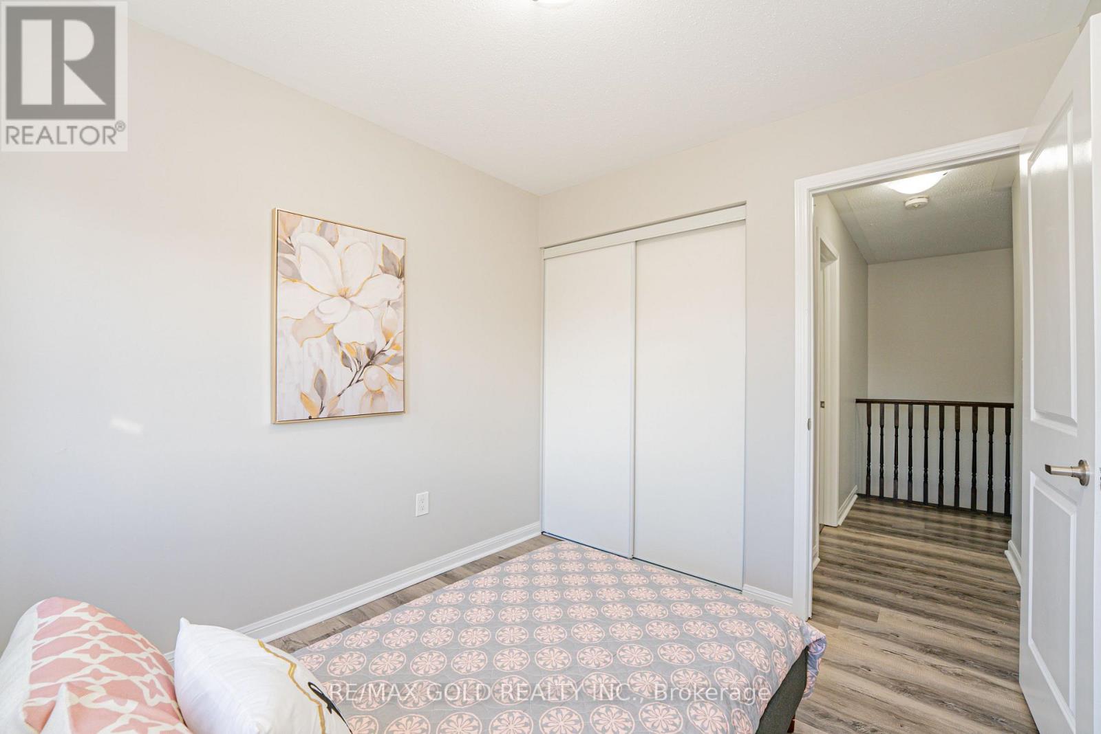 45 ARIEL ROAD - 27
