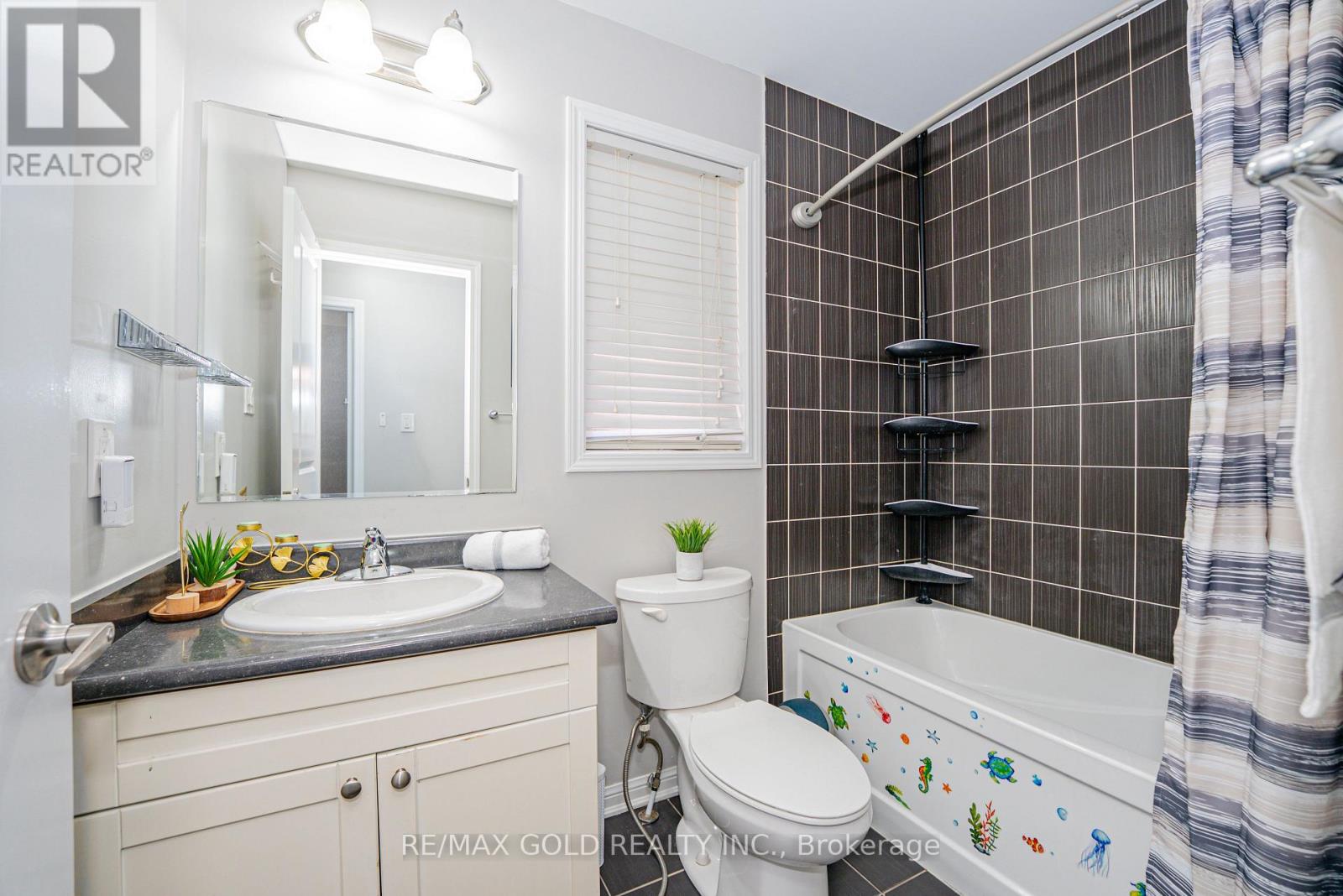45 ARIEL ROAD - 28