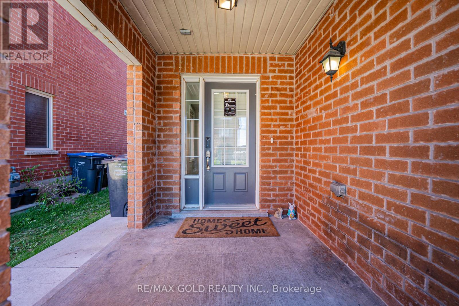 45 ARIEL ROAD - 3