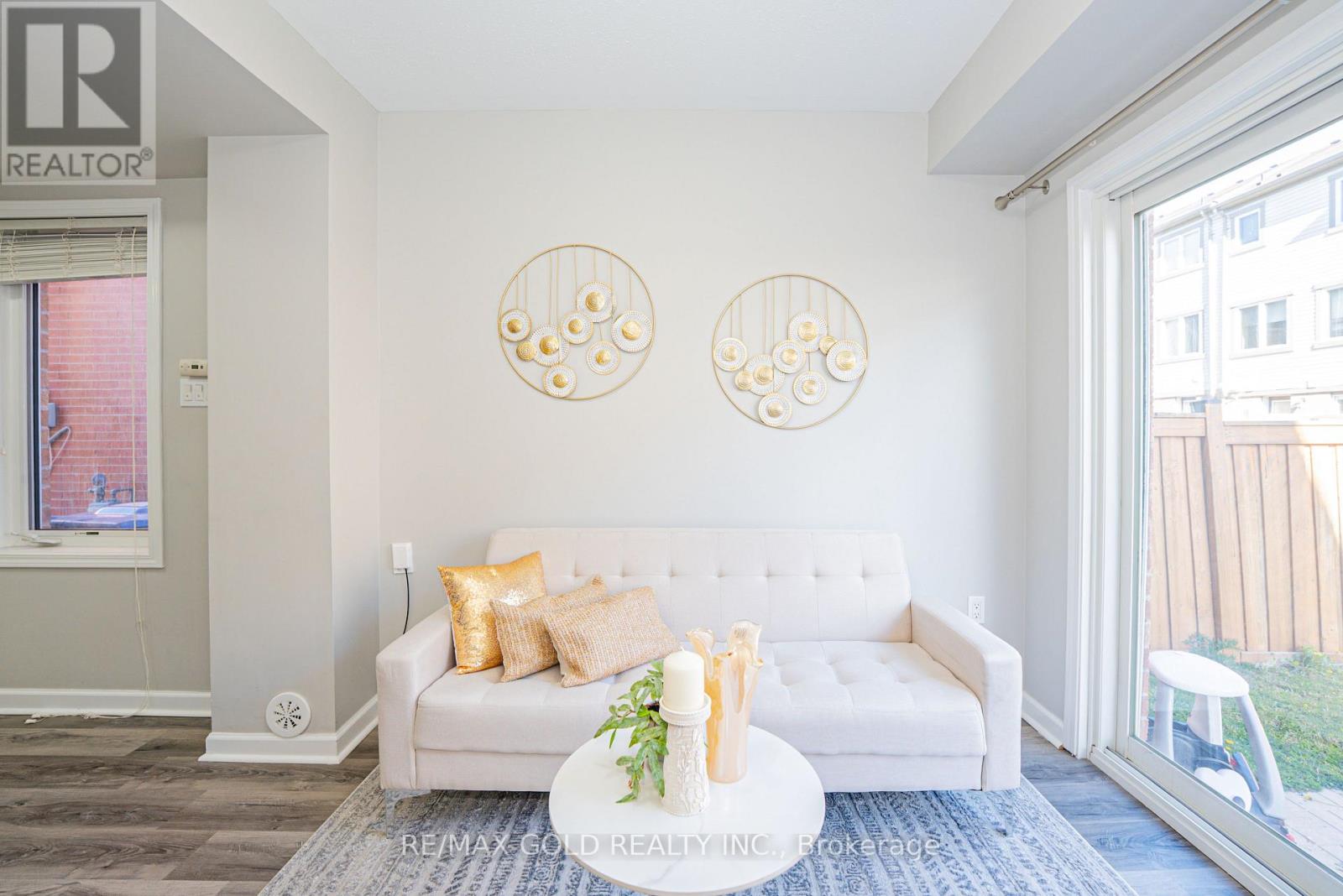 45 ARIEL ROAD - 6
