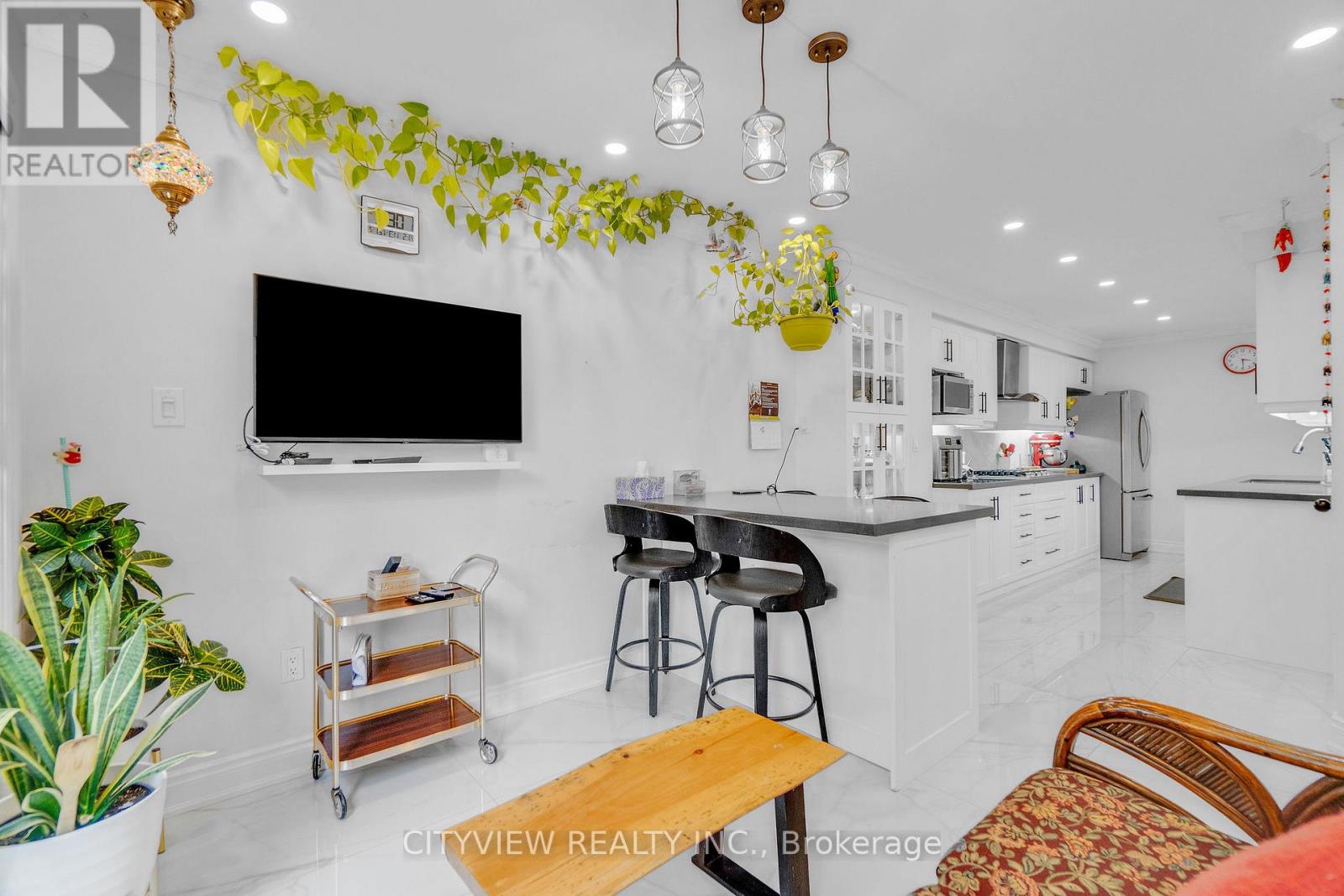 #67 6050 BIDWELL TRAIL - 17