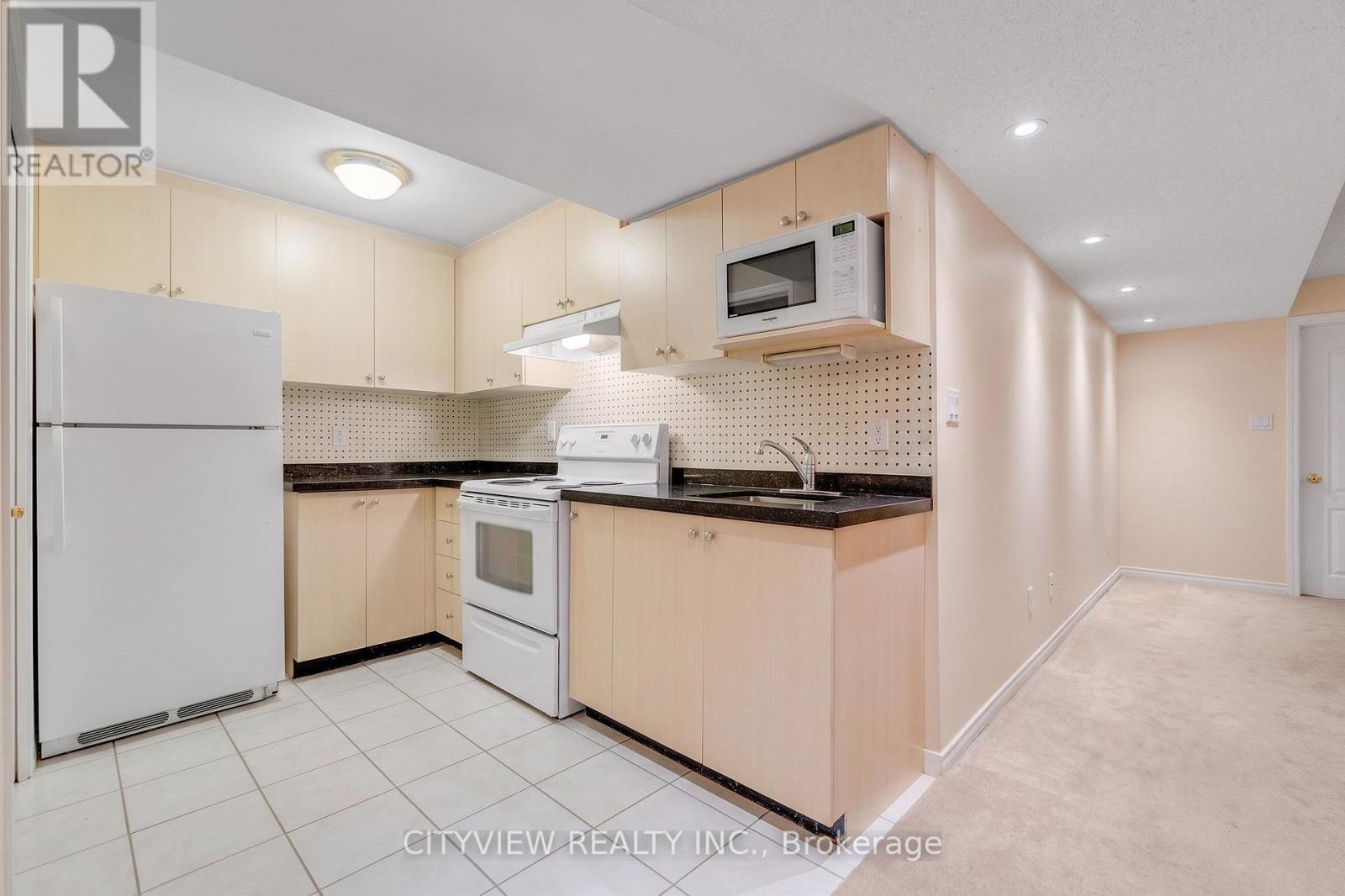 #67 6050 BIDWELL TRAIL - 41