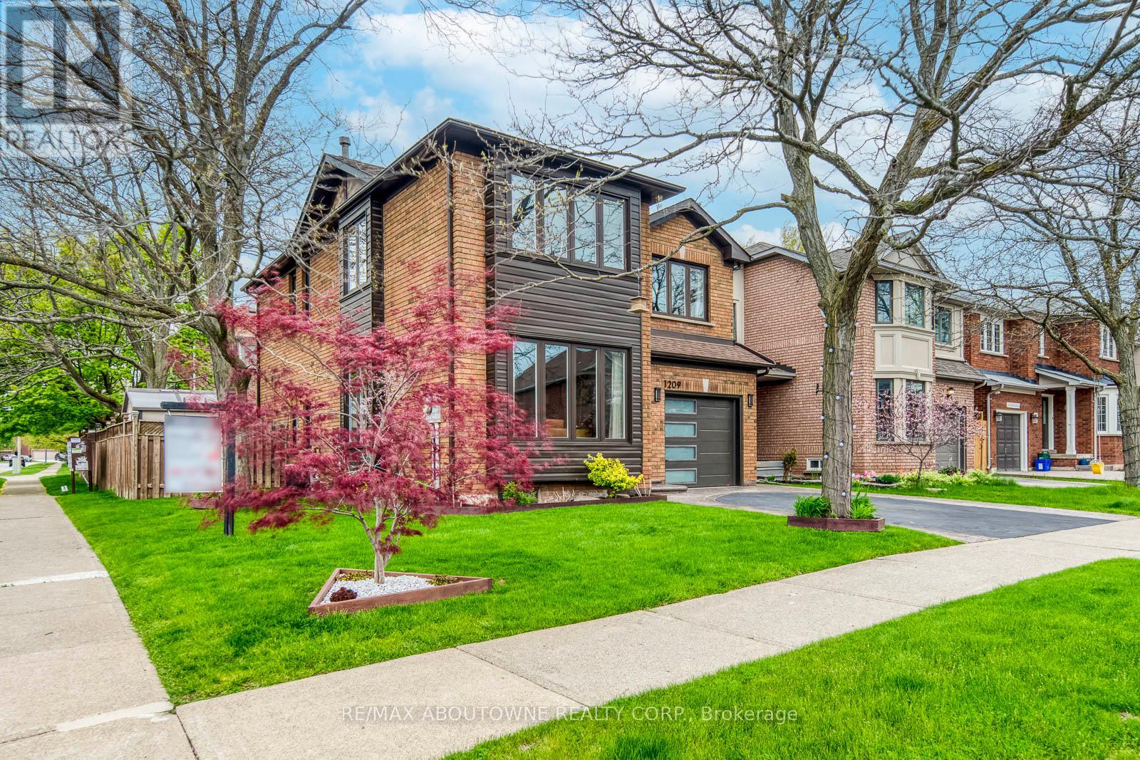 1209 OLD OAK DRIVE - 3