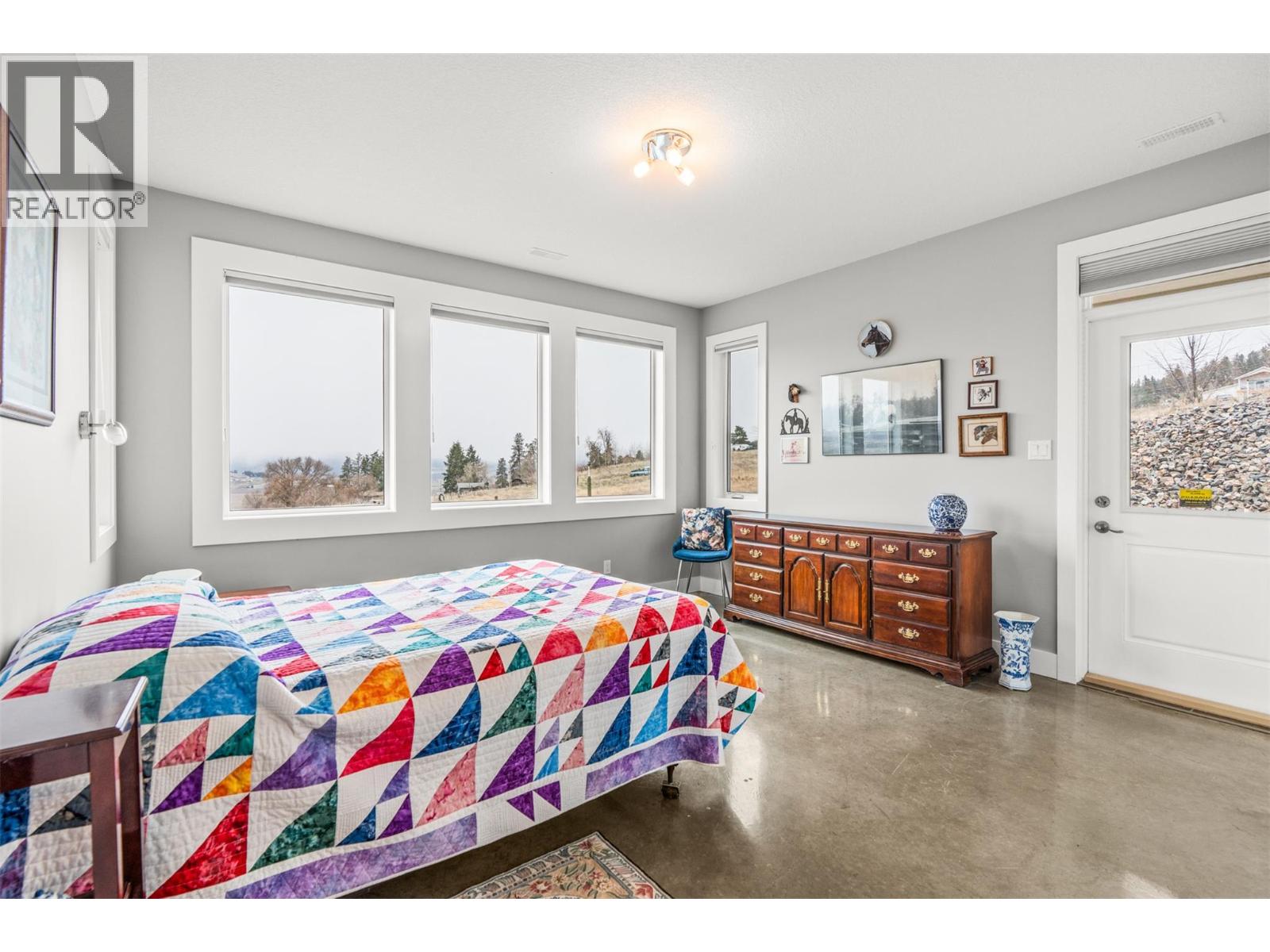 7697 Baker Hogg Road, Vernon