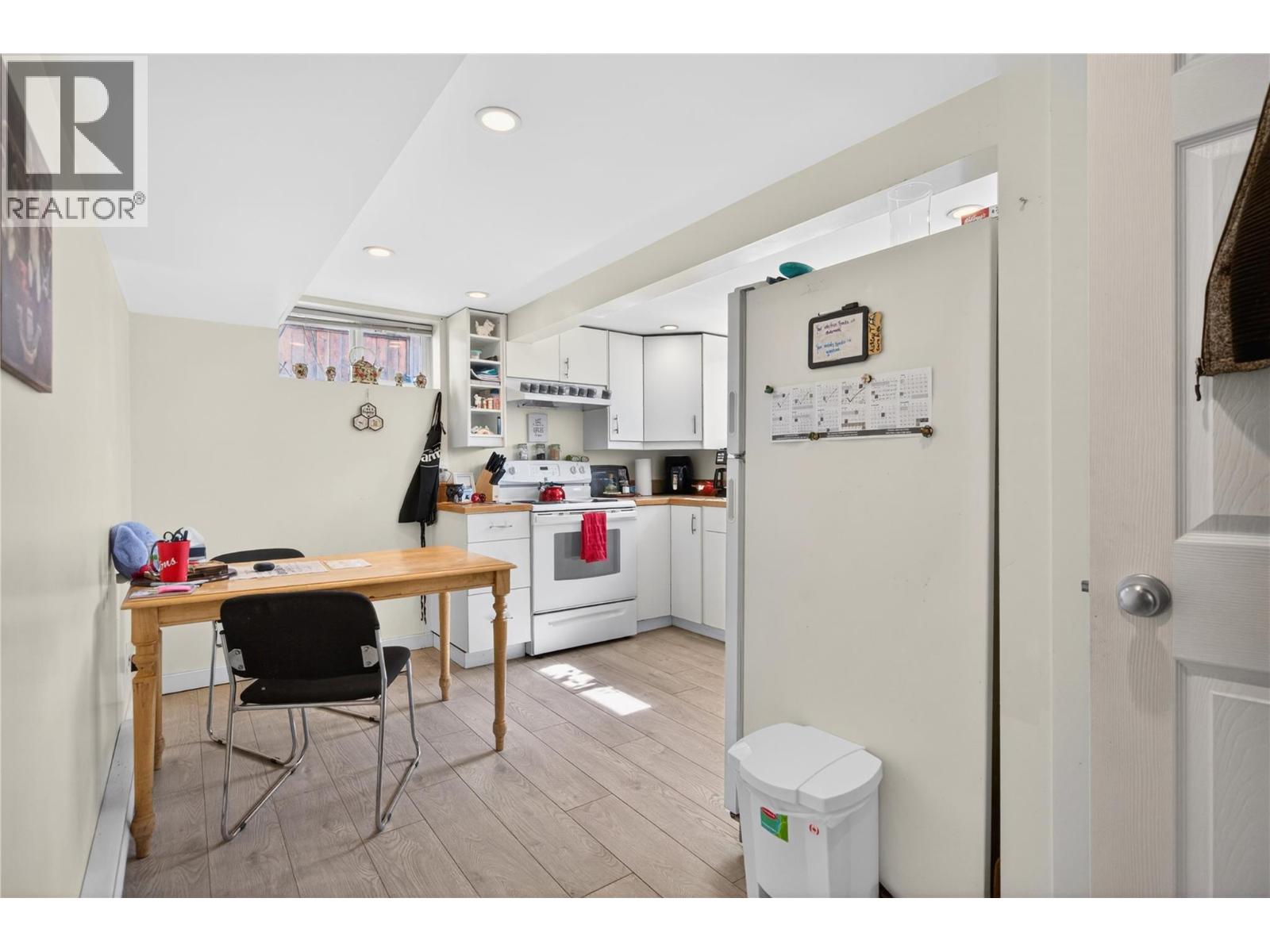 902 Gore Street - 26