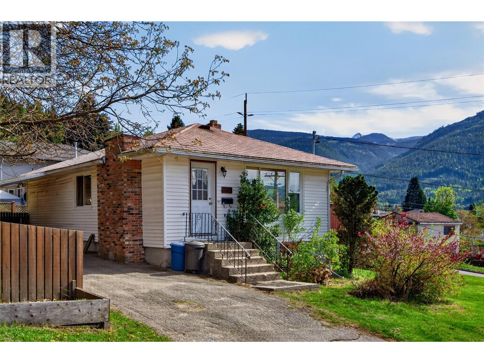 902 Gore Street - 42