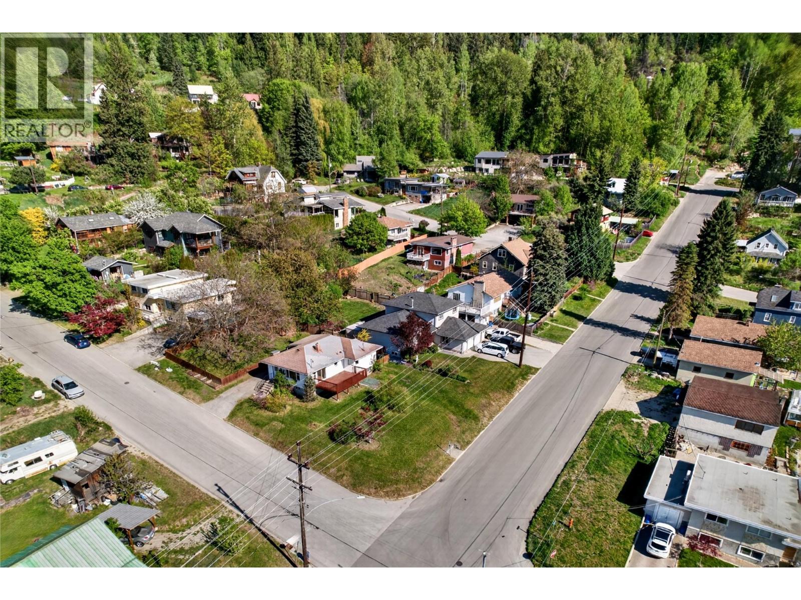 902 Gore Street - 50