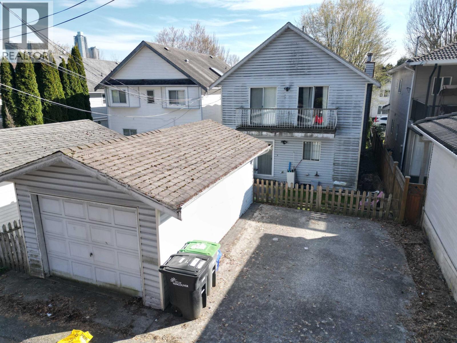 3 Bed, 3 Bath House for Sale in Vancouver – 3523 NAPIER STREET, Vancouver – MLS# R3121217 - Image 24