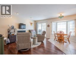 5663 Horse Lake Road, 100 Mile House, BC V0K2E1 Photo 15