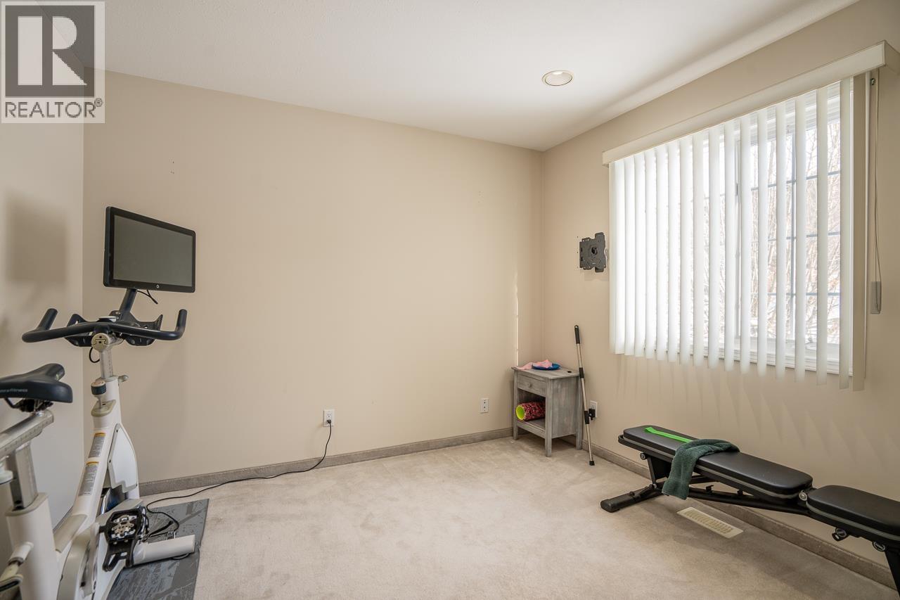 5663 HORSE LAKE ROAD - 30