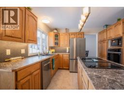 5663 Horse Lake Road, 100 Mile House, BC V0K2E1 Photo 13