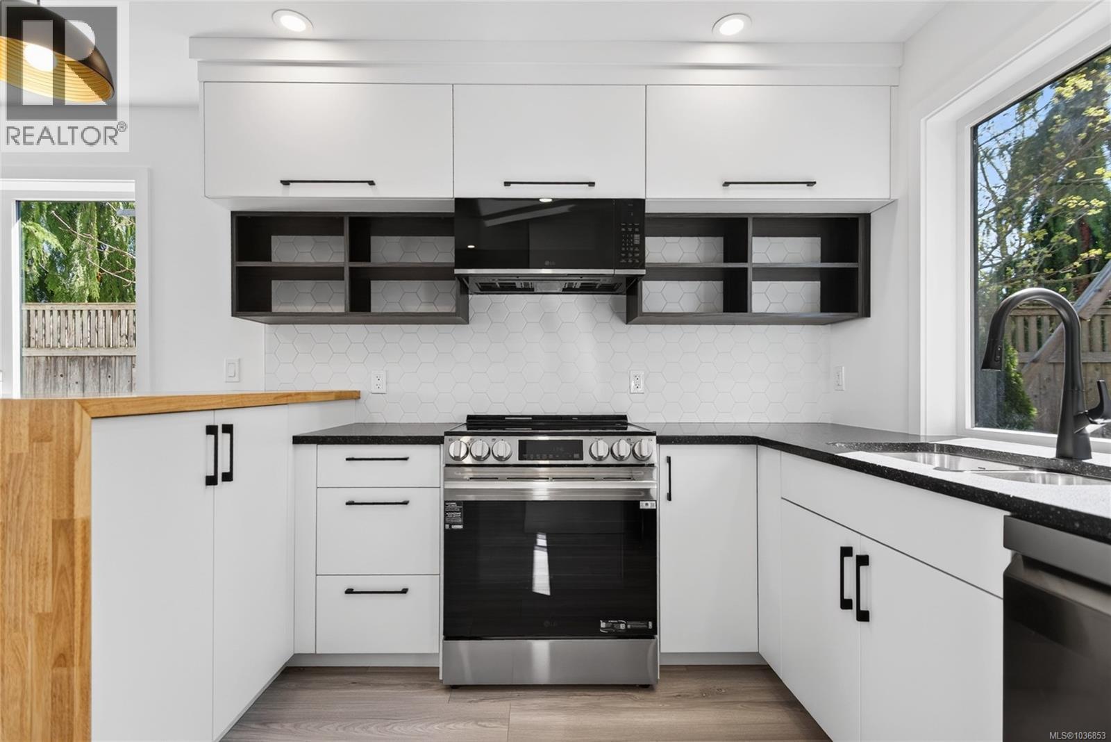 #2 1590 Piercy Ave - 8