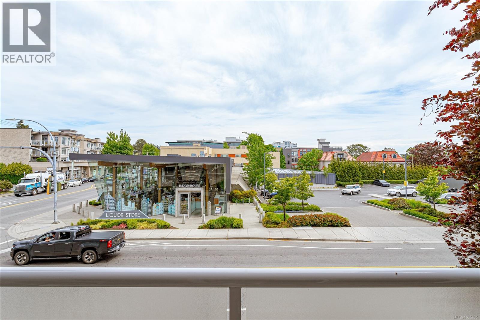 216 1315 Esquimalt Road, Esquimalt