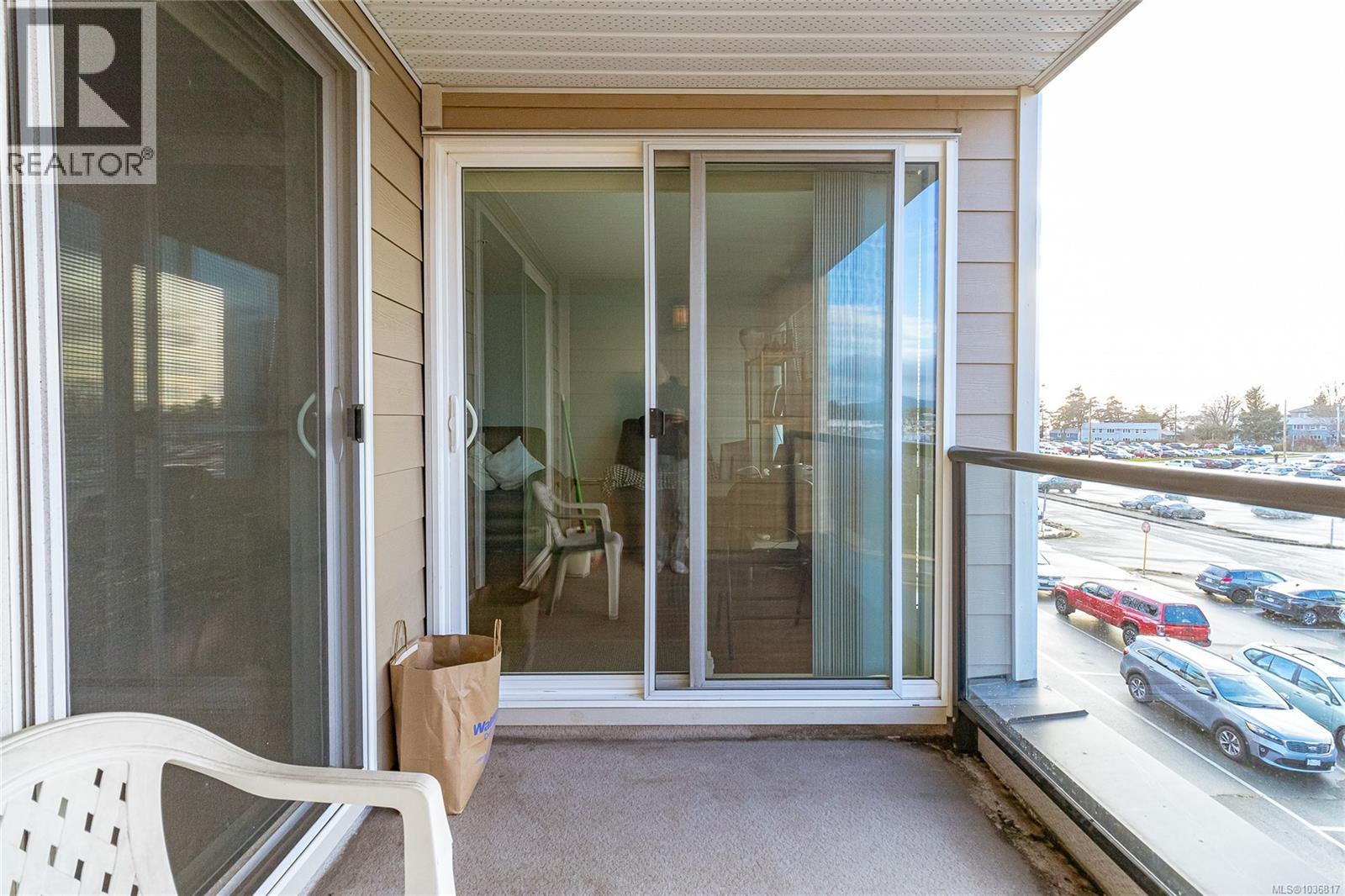 313 1405 Esquimalt Road, Esquimalt