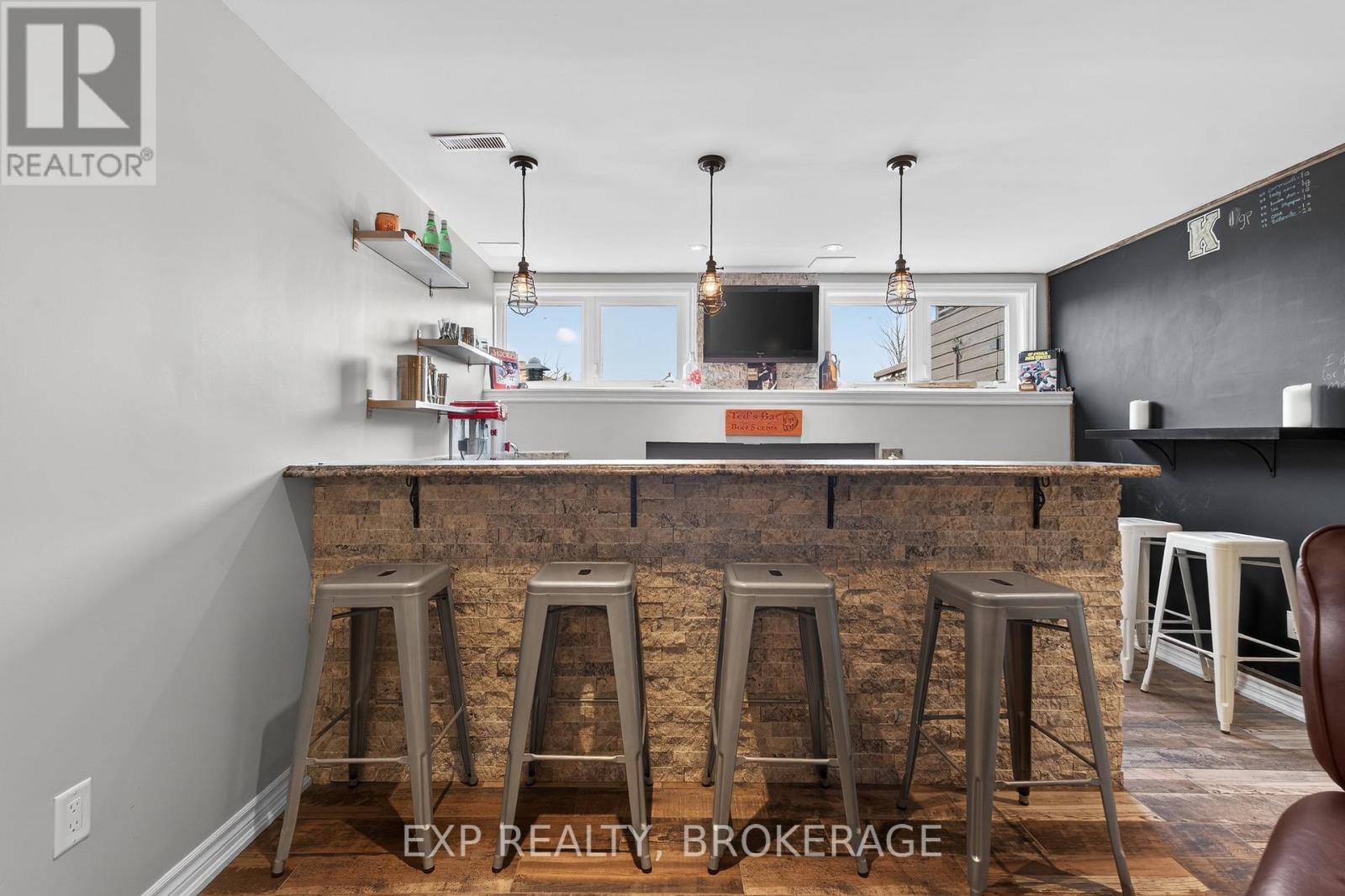 1140 ESCALA CRESCENT - 31