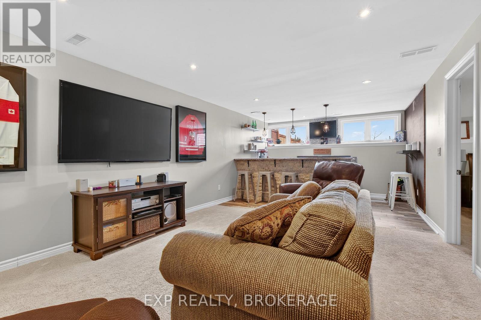 1140 ESCALA CRESCENT - 30