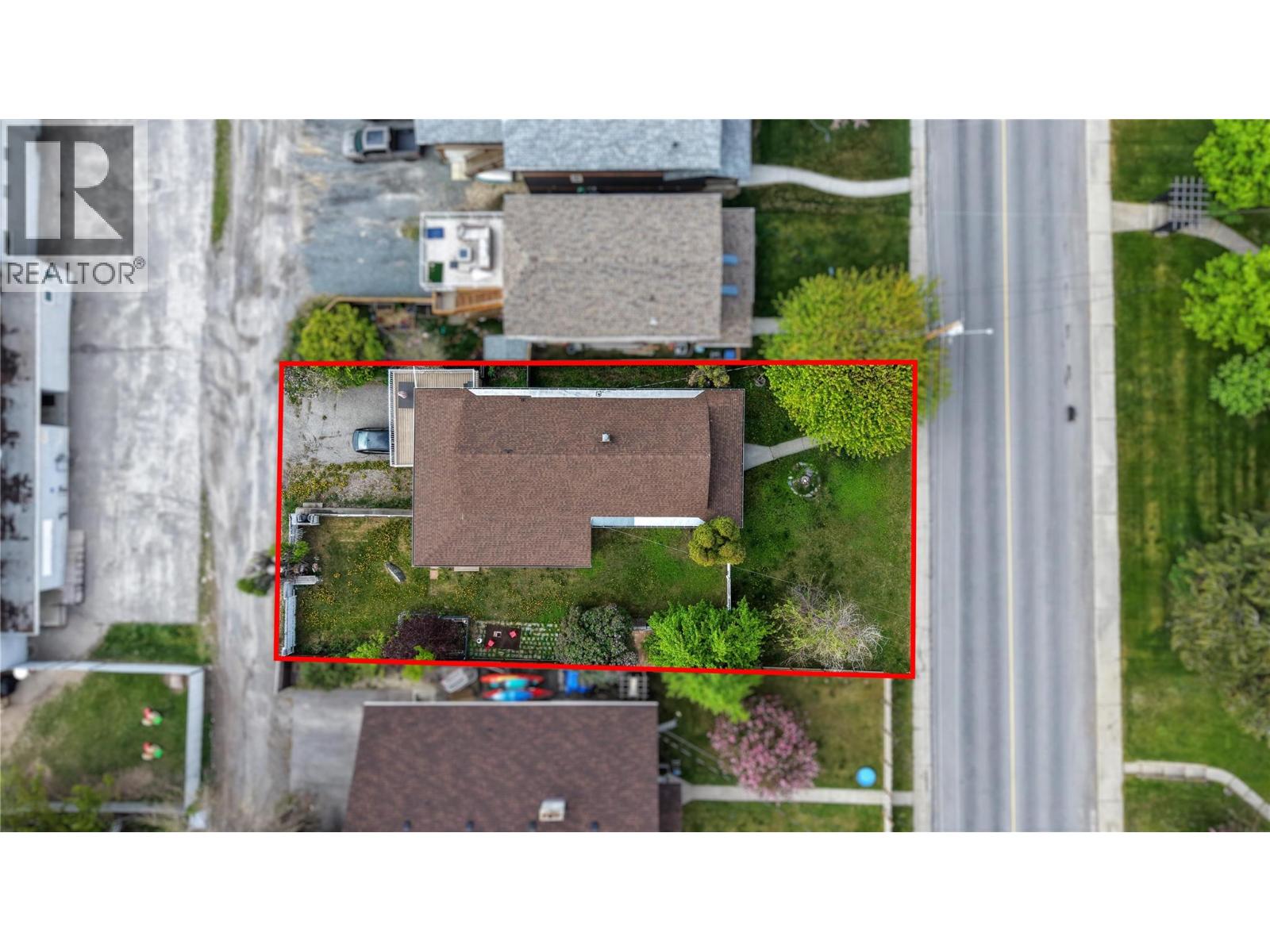 315 11th Avenue S - 29