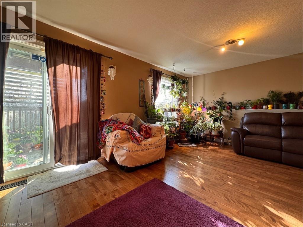 777 KARLSFELD Road, Waterloo, Ontario, N2T2X2 — Photo 20