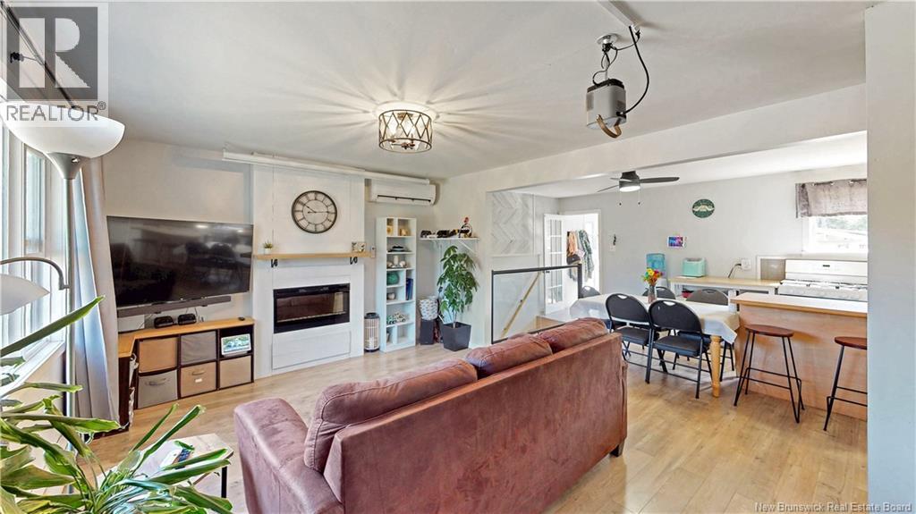 42 Churchland Road - 4