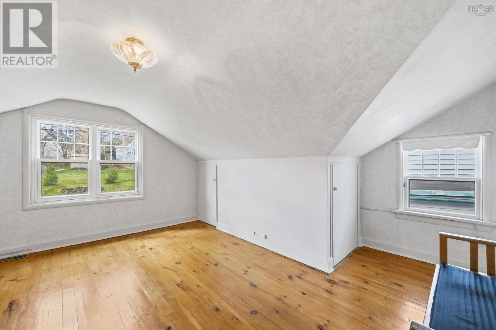 Property 20 of 48 of 241 Johnstone Avenue