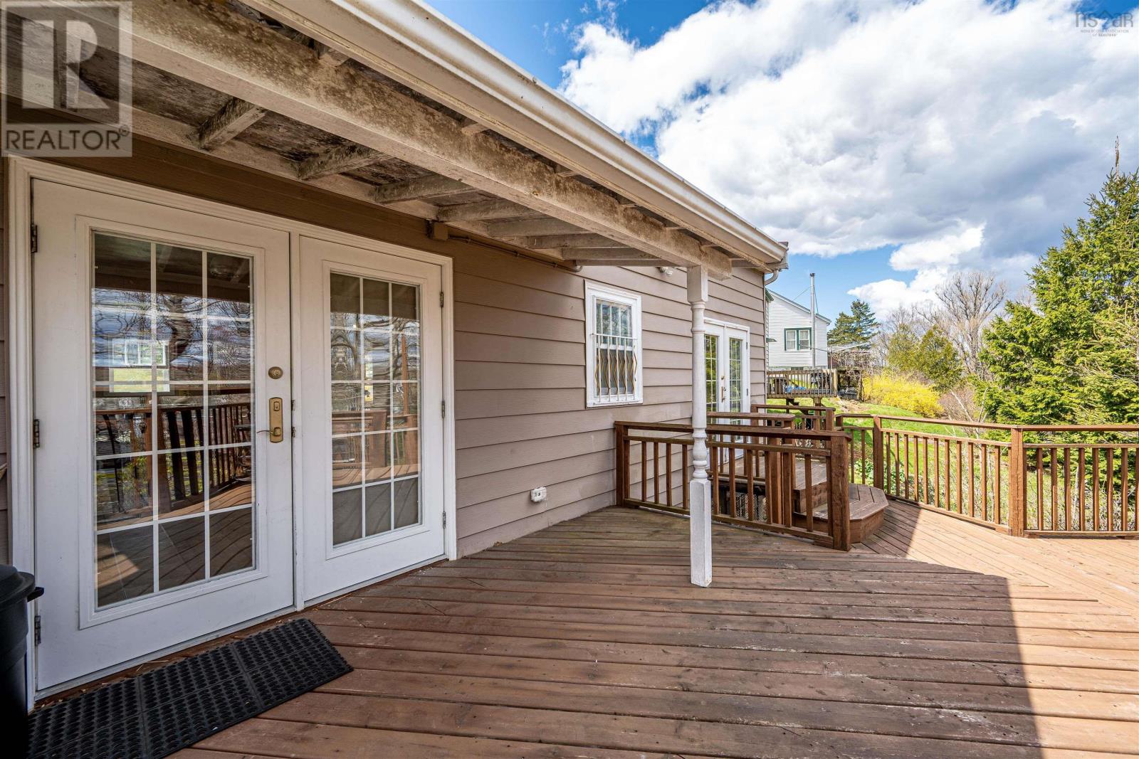 Property 31 of 48 of 241 Johnstone Avenue