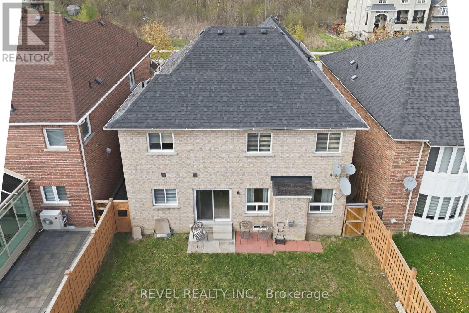 131 RUSHWORTH DRIVE - 42