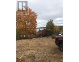 25A Trinity Drive thumbnail 3