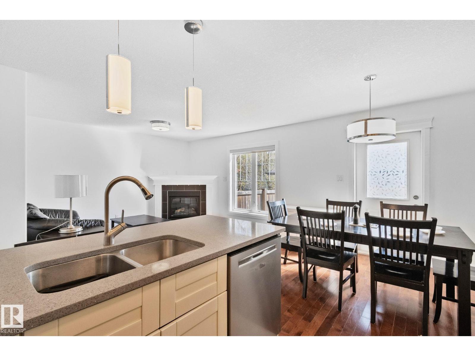 10813 66 AV NW - 16