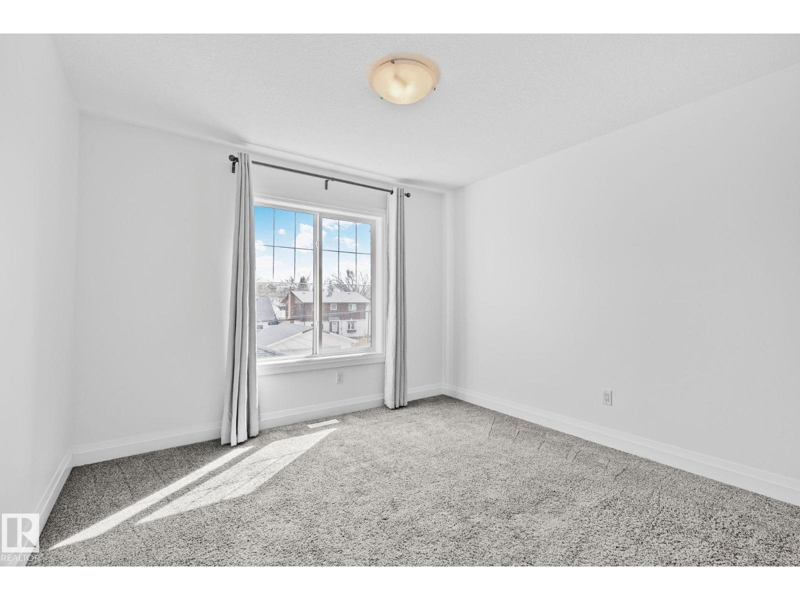 10813 66 AV NW - 29
