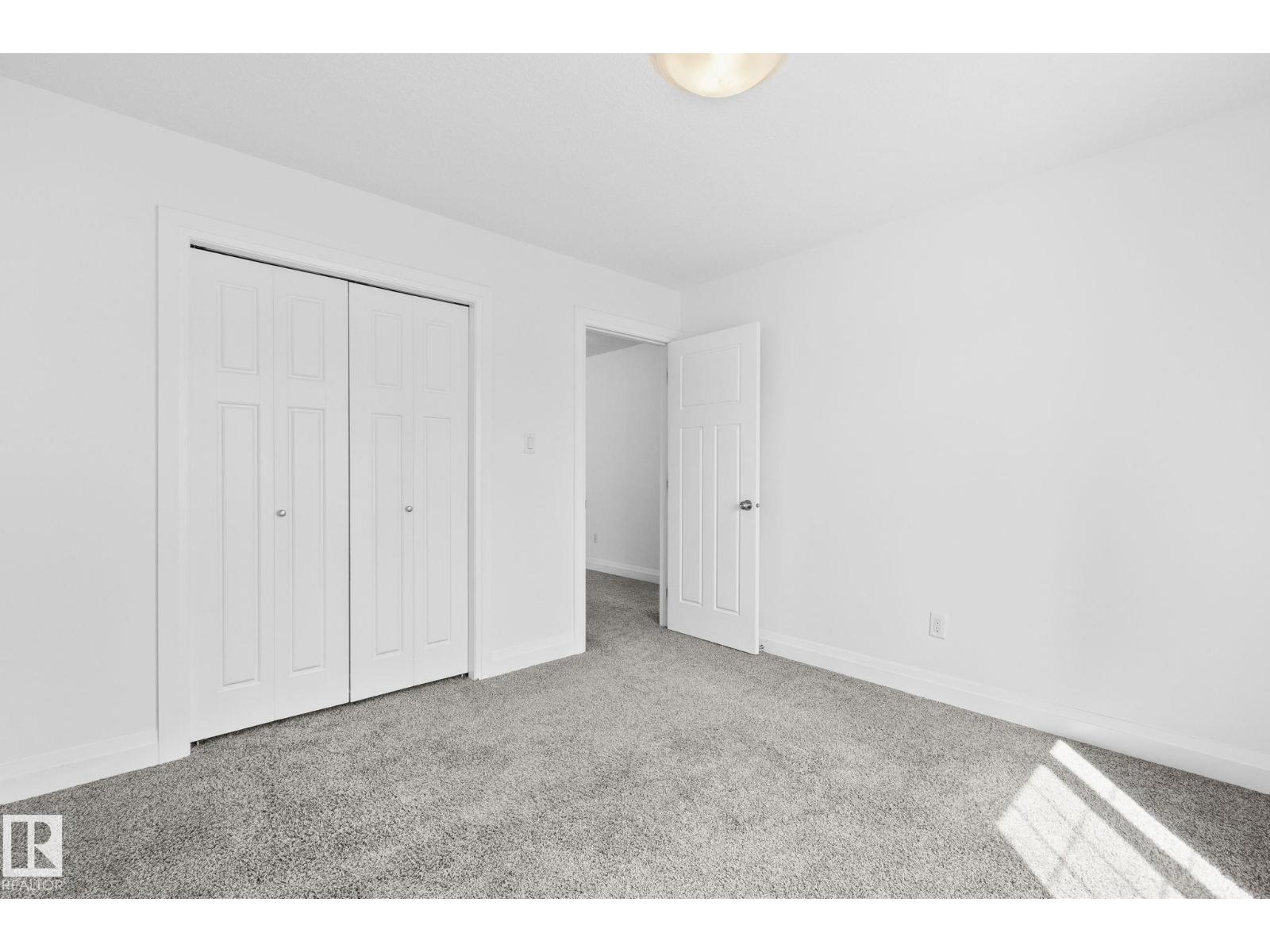 10813 66 AV NW - 30