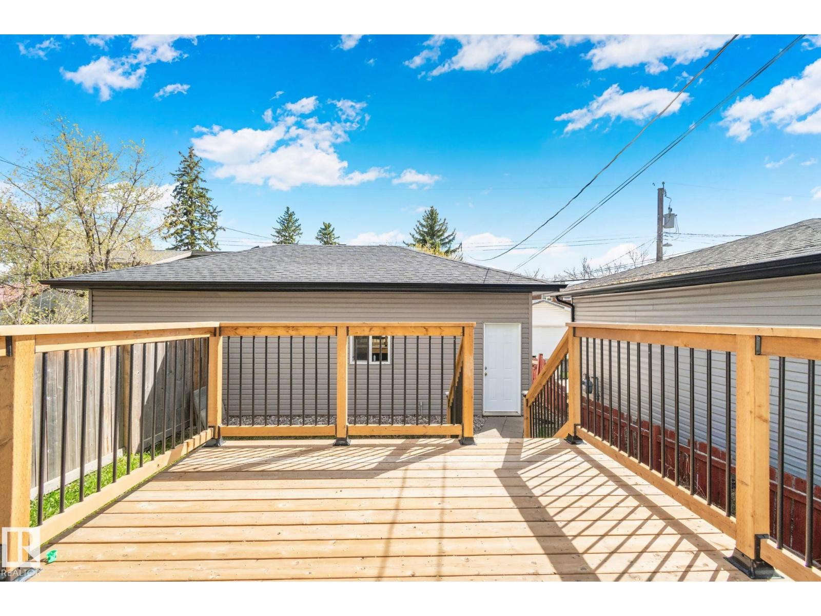 10813 66 AV NW - 44