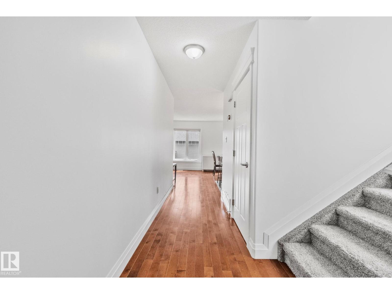 10813 66 AV NW - 7
