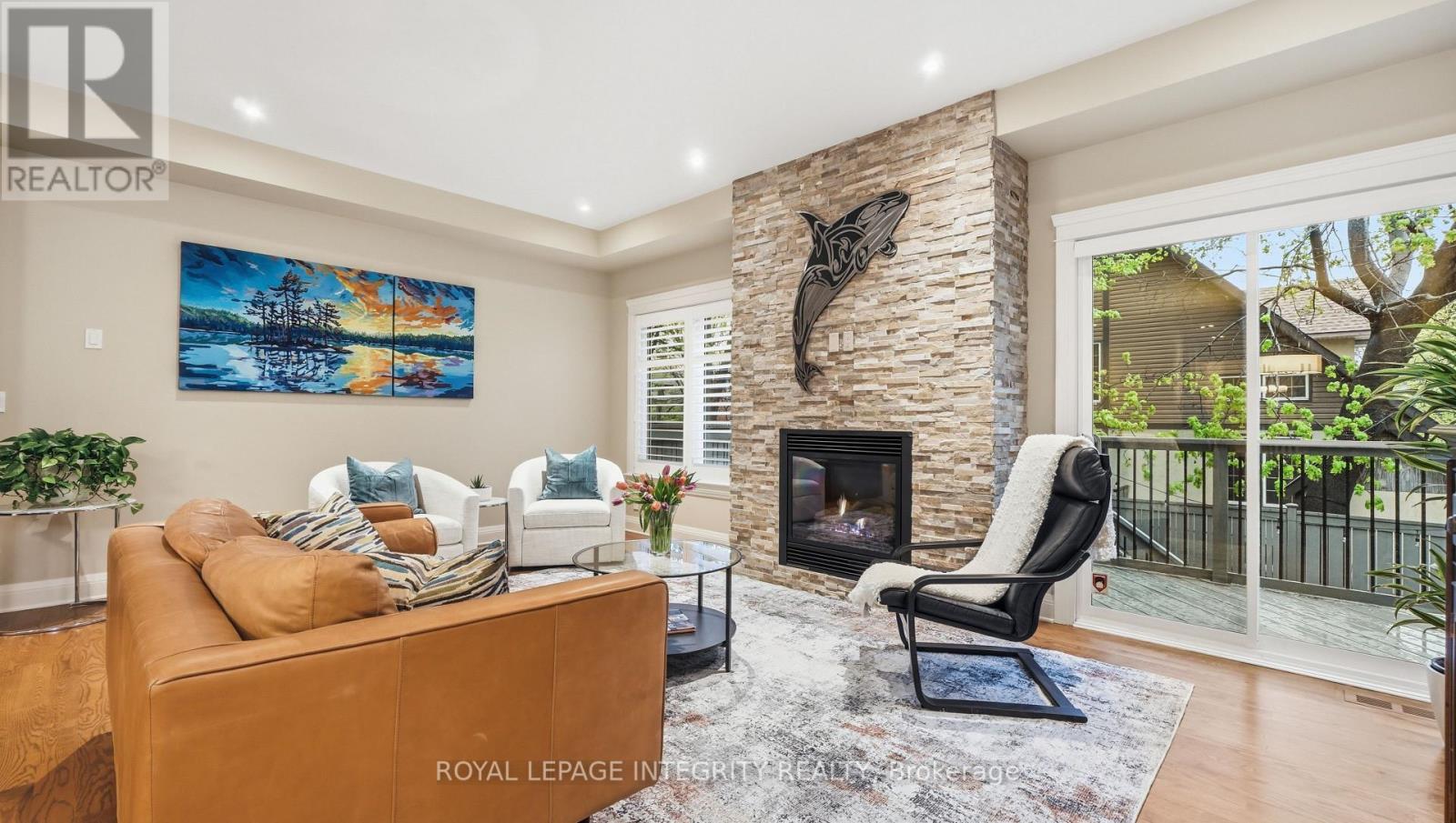 142 FARADAY STREET - 7