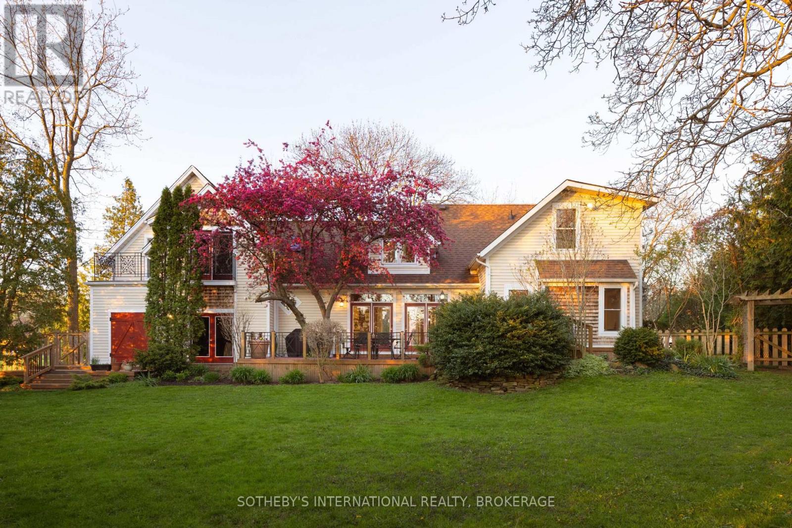15906 NIAGARA PARKWAY - 36