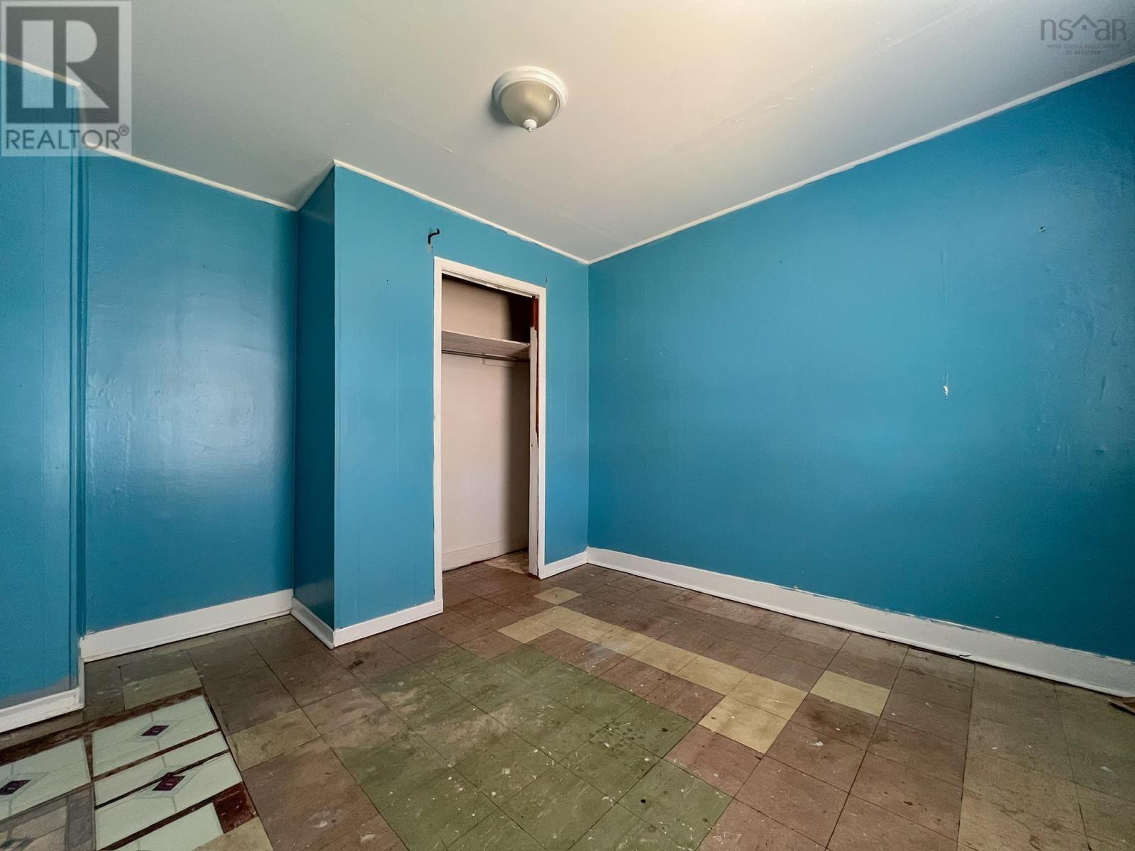 196 Gatacre Street - 21