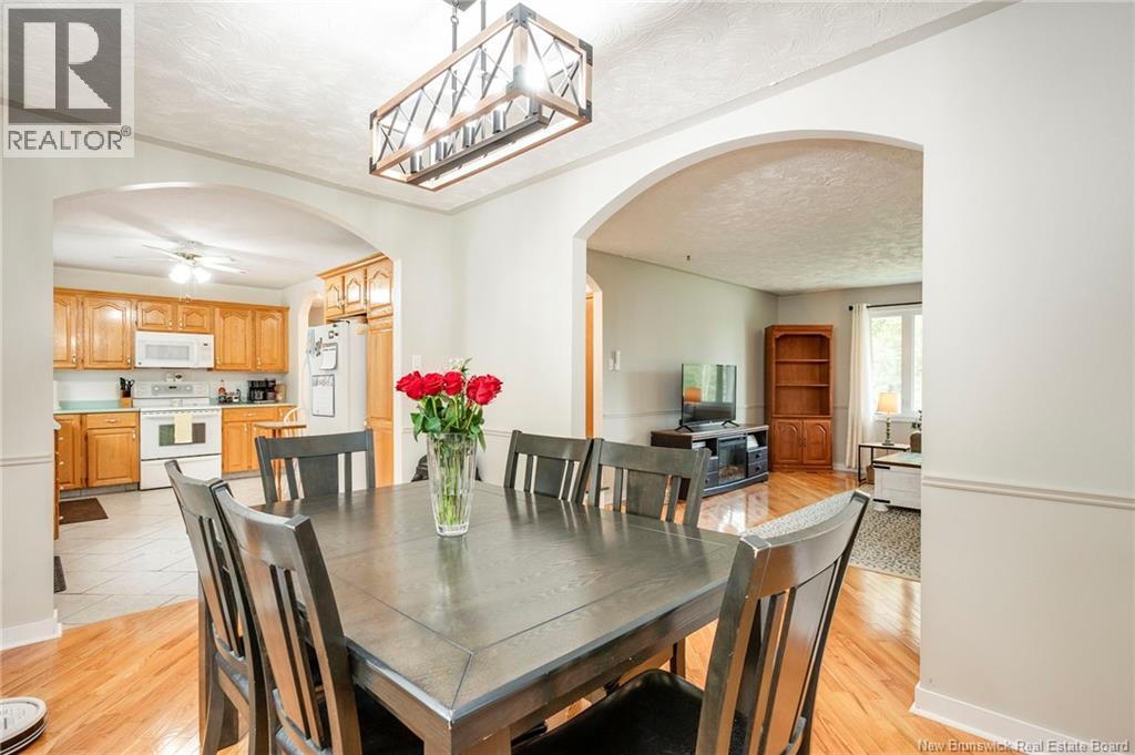 27 Chapel Road - 11