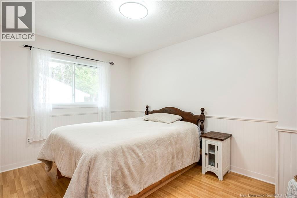 27 Chapel Road - 28